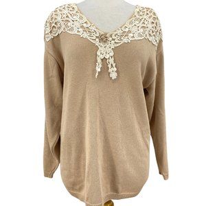 Magnet Art Lynn Yang Women's Beige Sweater Top Embroidered V-Neckline Sz Medium